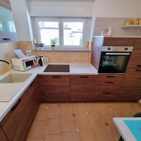 Apartman Ferienwohnung Fur 6 Personen Ca 60 Qm In Crikvenica, Kvarner Bucht Und Umgebung - B58502